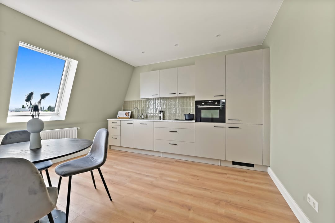 Foto 7 van Jan ten Brinkstraat 13-A