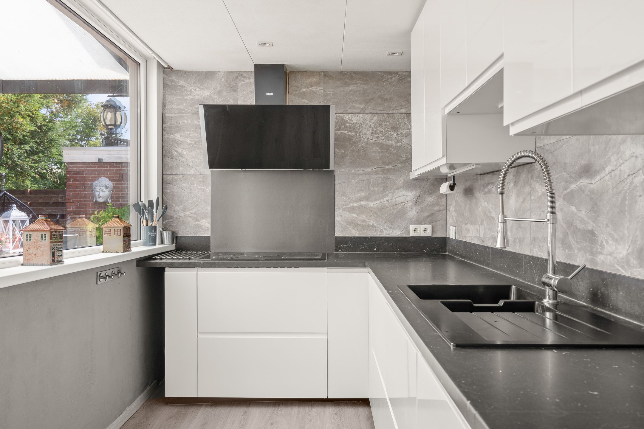 Foto 21 van Burgemeester Verheullaan 21