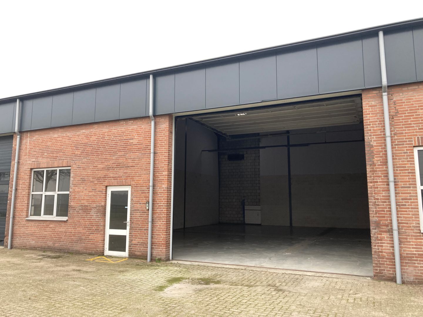 View photo 2 of Boxmeerseweg 25
