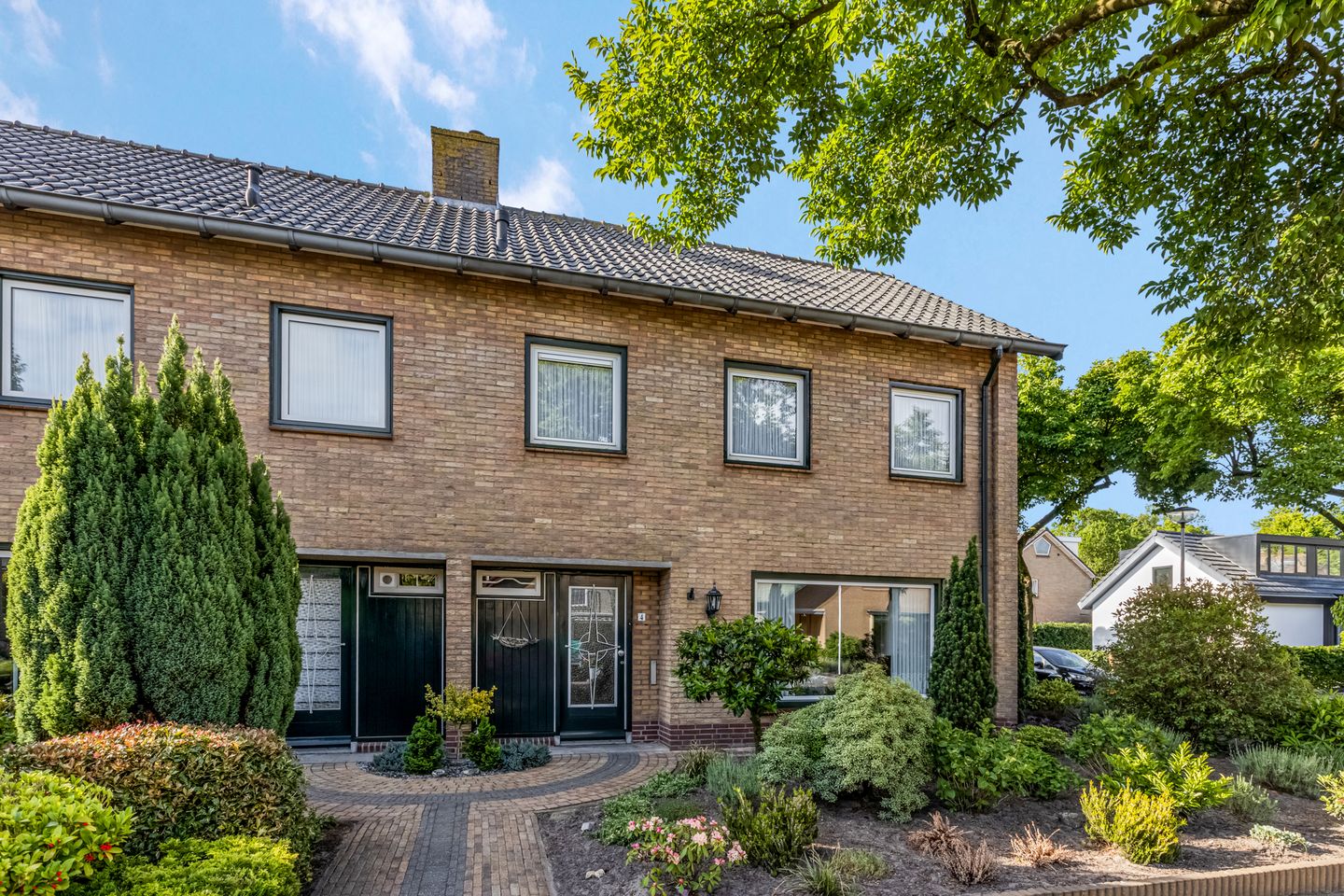 Foto 1 van Rienderstein 4