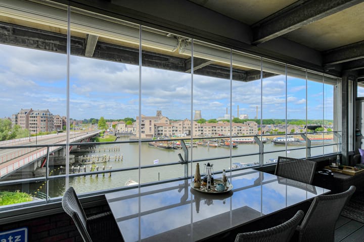 Foto 4 van Tolbrugplein 89