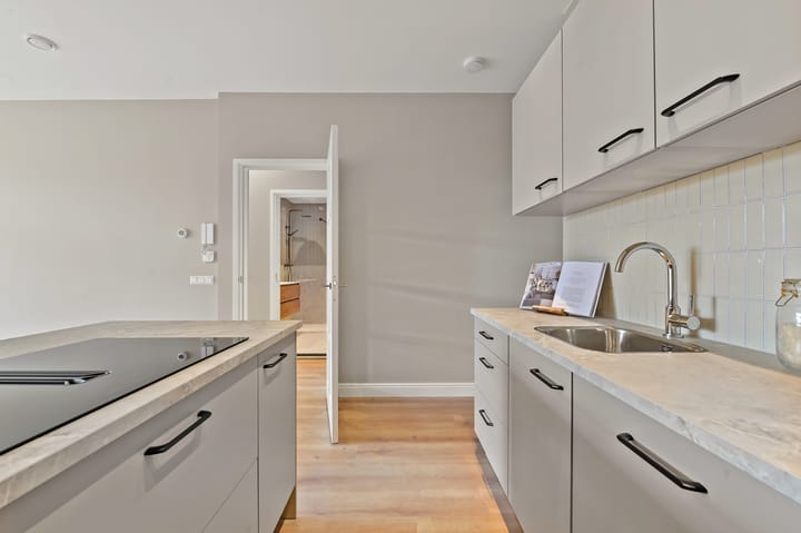 Foto 7 van Jan ten Brinkstraat 13