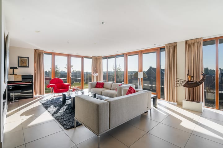 Photo 17 of Van Berlostraat 24