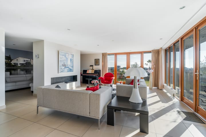 Photo 20 of Van Berlostraat 24