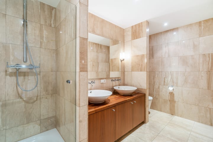 Photo 49 of Van Berlostraat 24