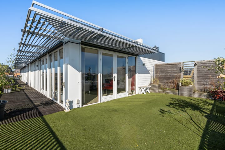 Photo 52 of Van Berlostraat 24