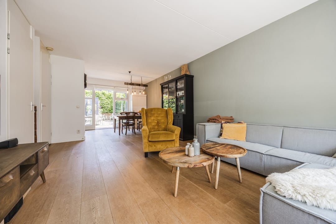 Foto 2 van Warmoeshof 20