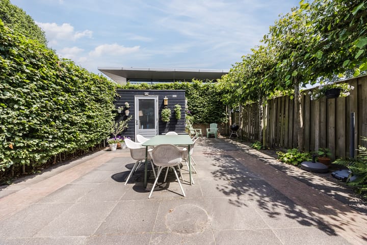 Foto 5 van Warmoeshof 20