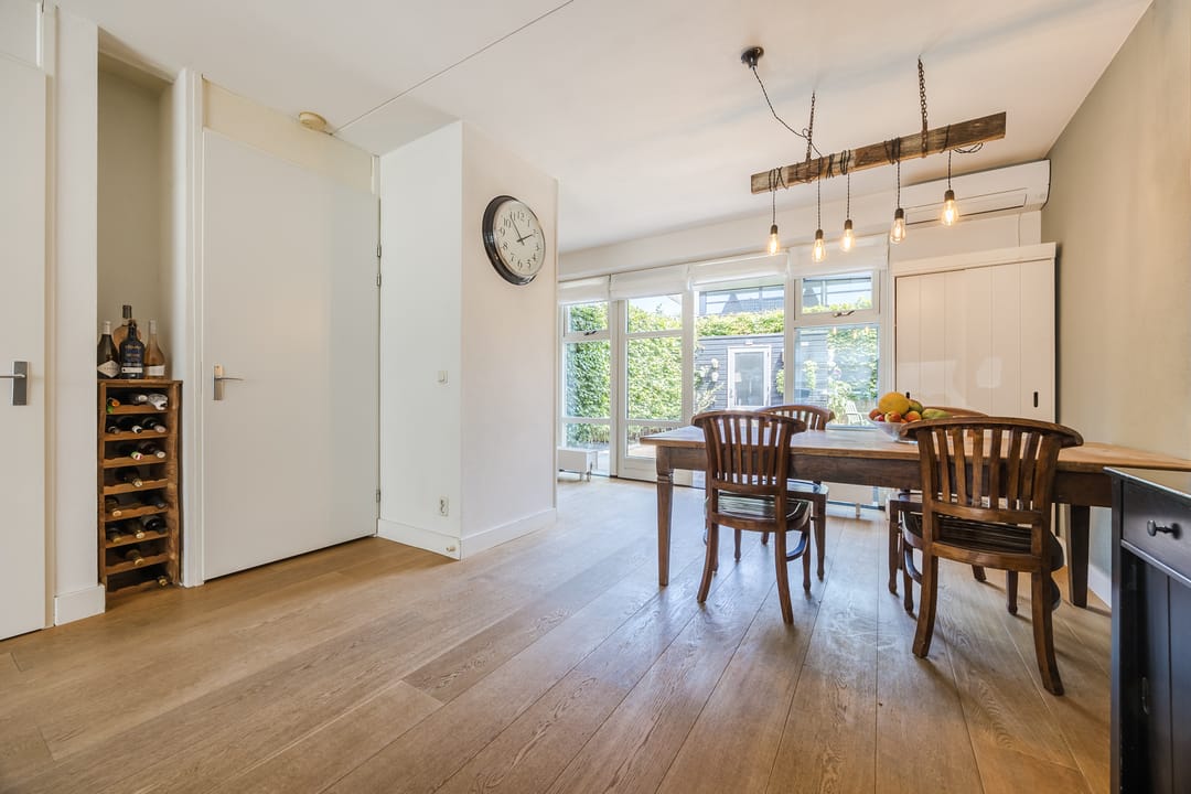 Foto 13 van Warmoeshof 20