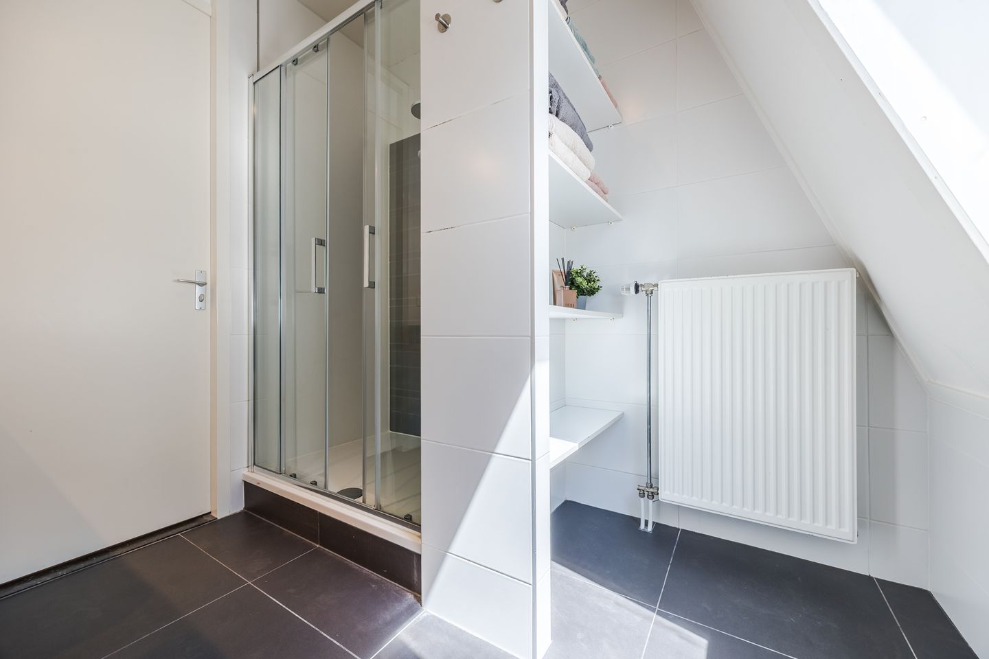 Foto 25 van Warmoeshof 20