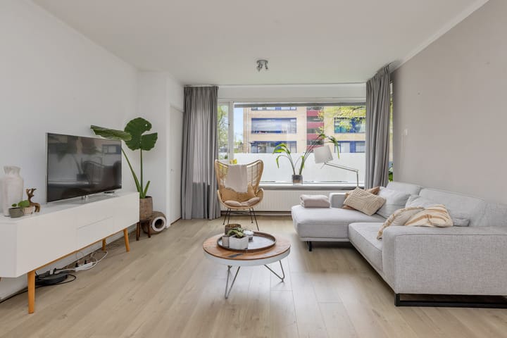 Foto 12 van Troelstralaan 5