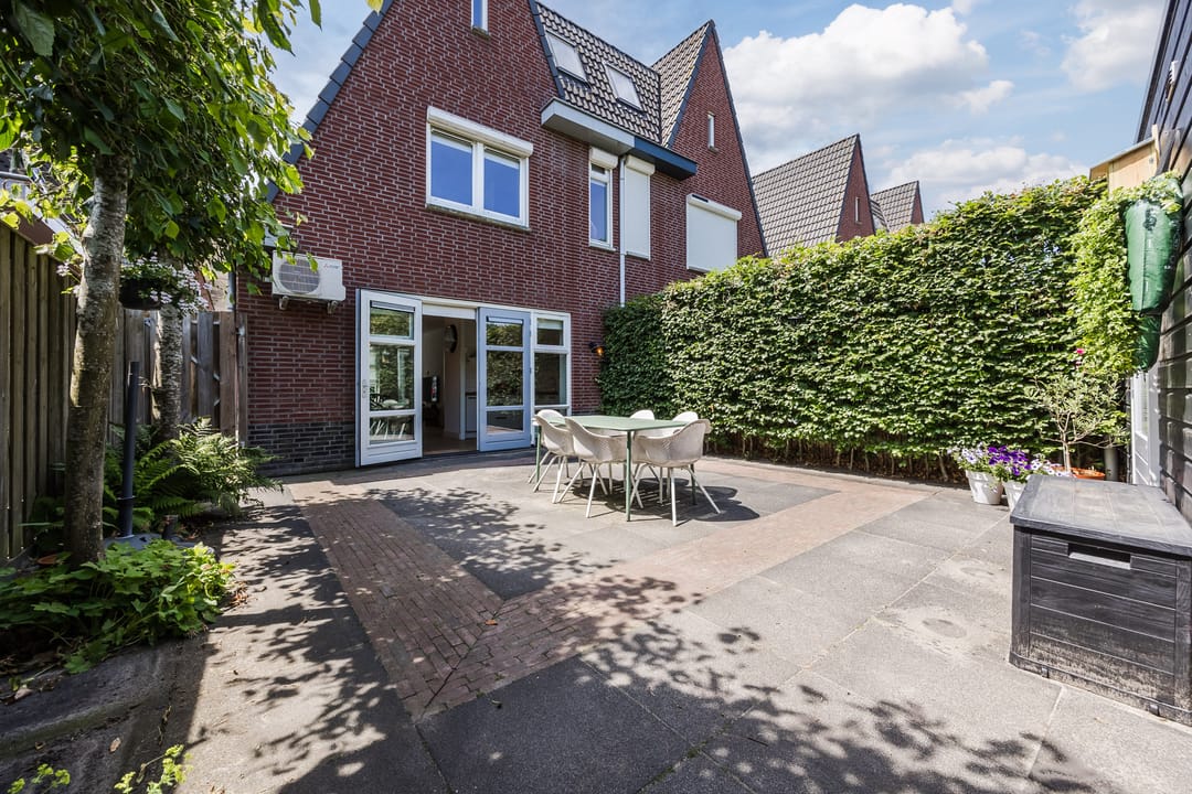 Foto 37 van Warmoeshof 20