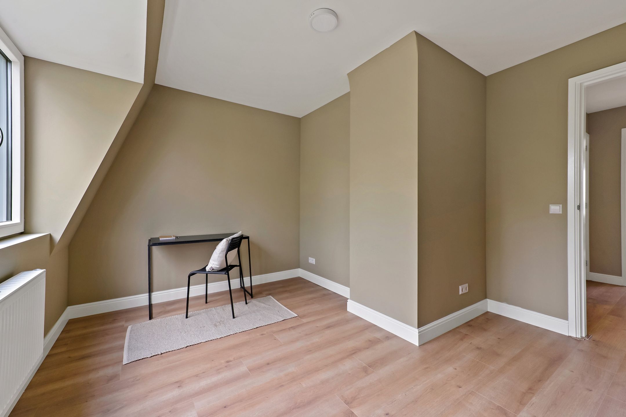 Foto 12 van Jan ten Brinkstraat 15-A