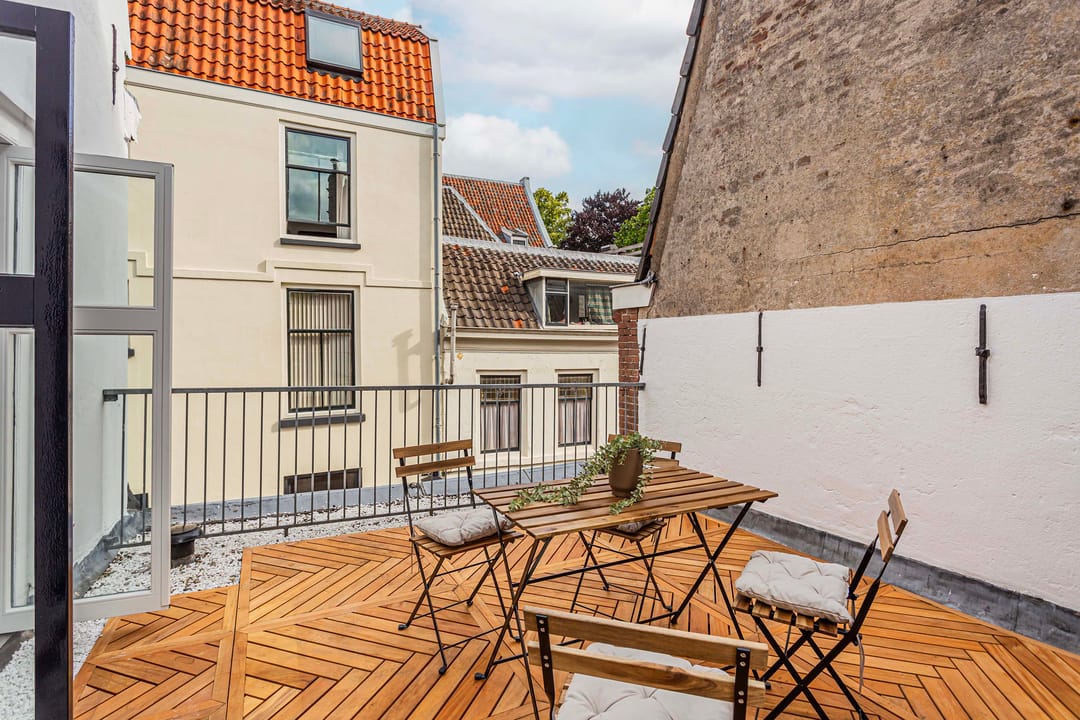 Foto 23 van Vrouwjuttenstraat 1