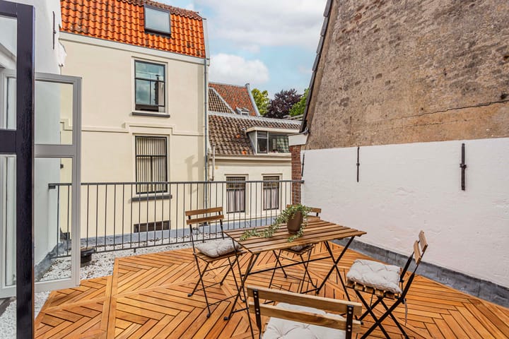 Foto 23 van Vrouwjuttenstraat 1