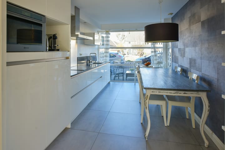 Foto 8 van A. Reitsmakade 10