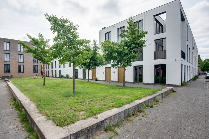 Foto 4 van Ampèrestraat 108