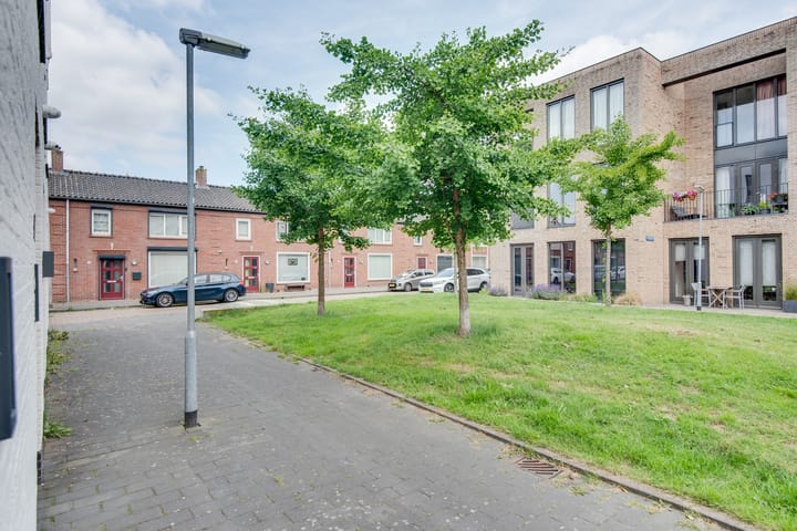 Foto 29 van Ampèrestraat 108