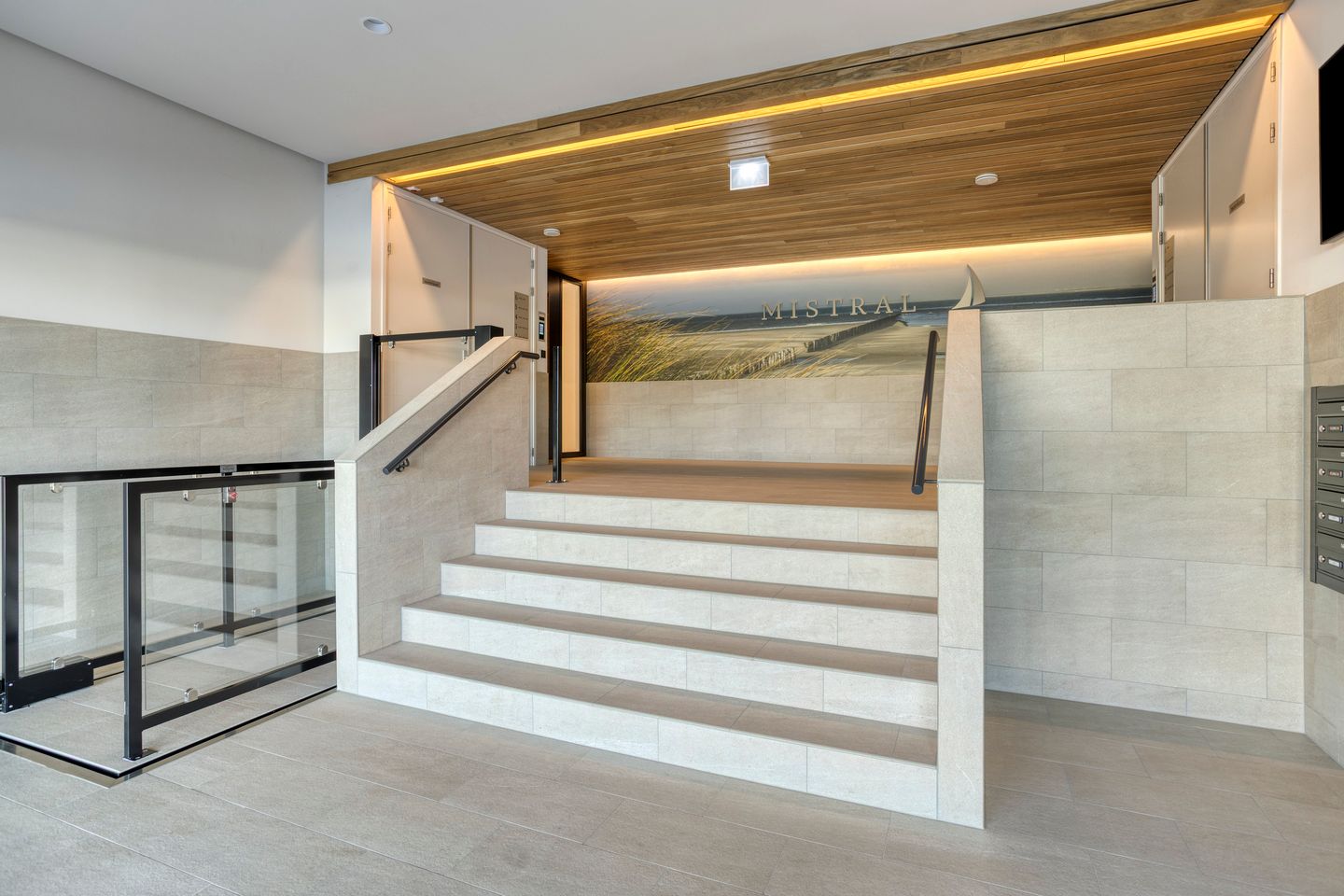 Foto 5 van Middenhavendam 14-501