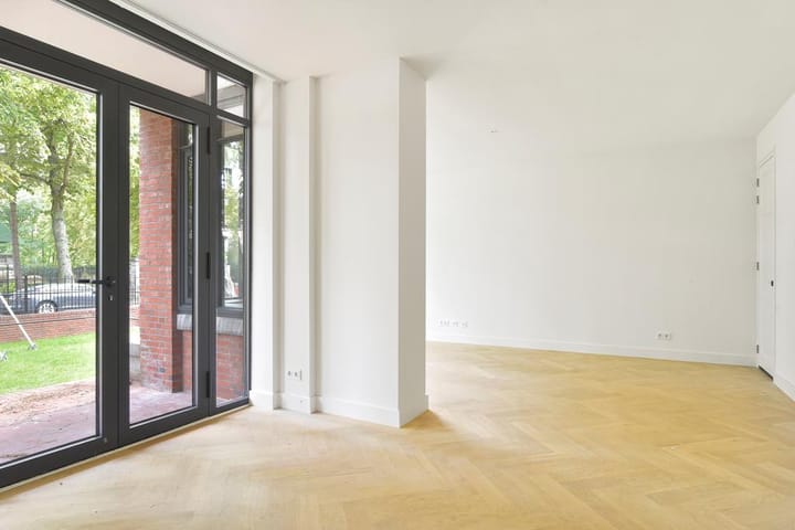 Foto 5 van Van Stolkweg 14-9