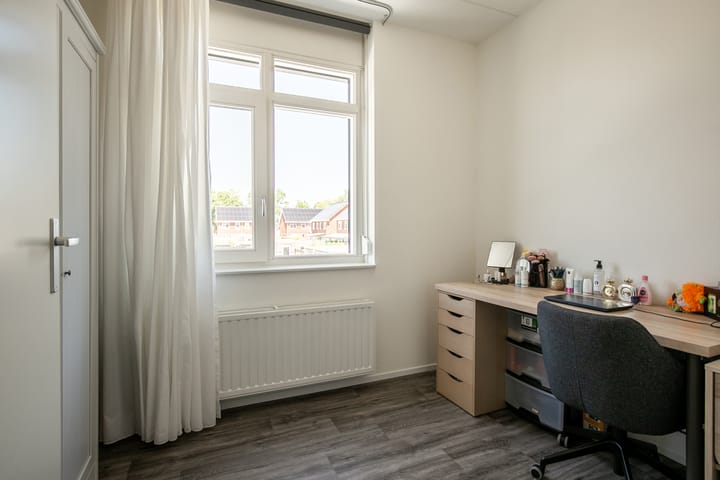 Photo 12 of Sportveldstraat 16