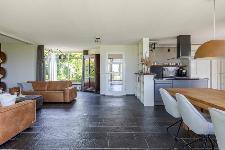 Foto 13 van It Far 14