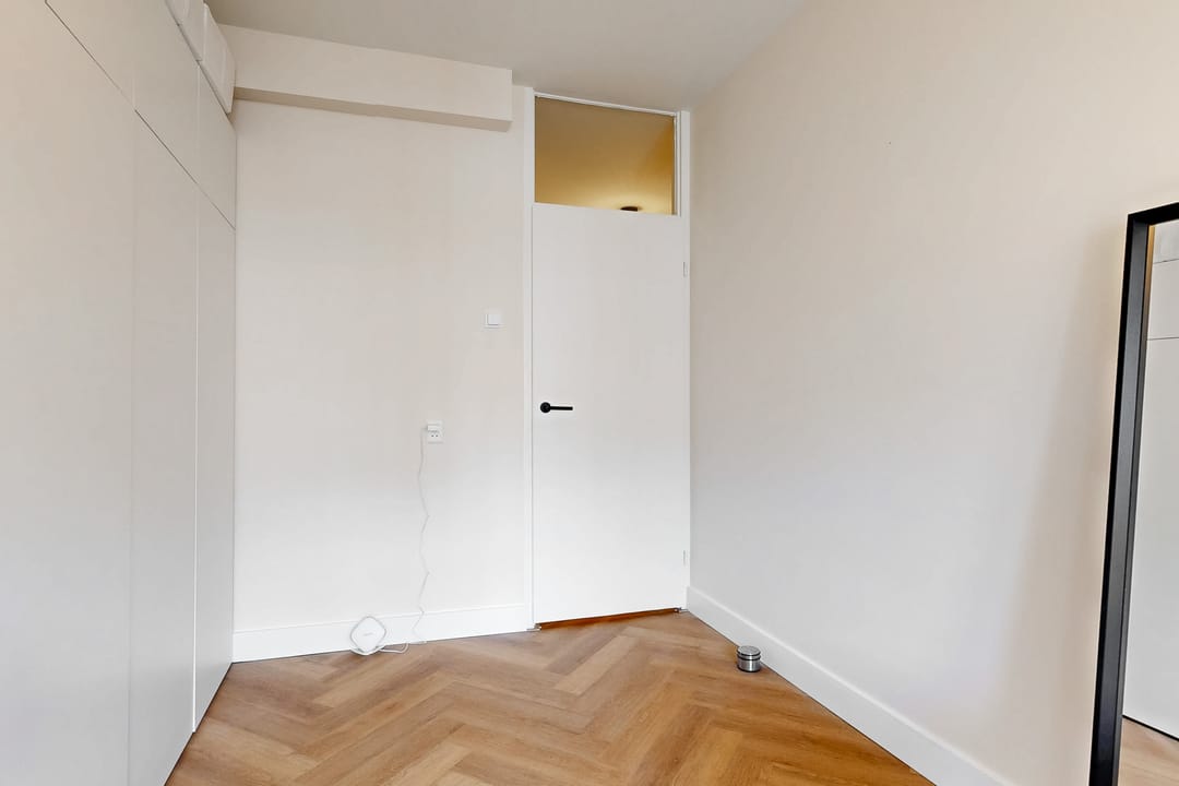 Foto 11 van Niasstraat 283