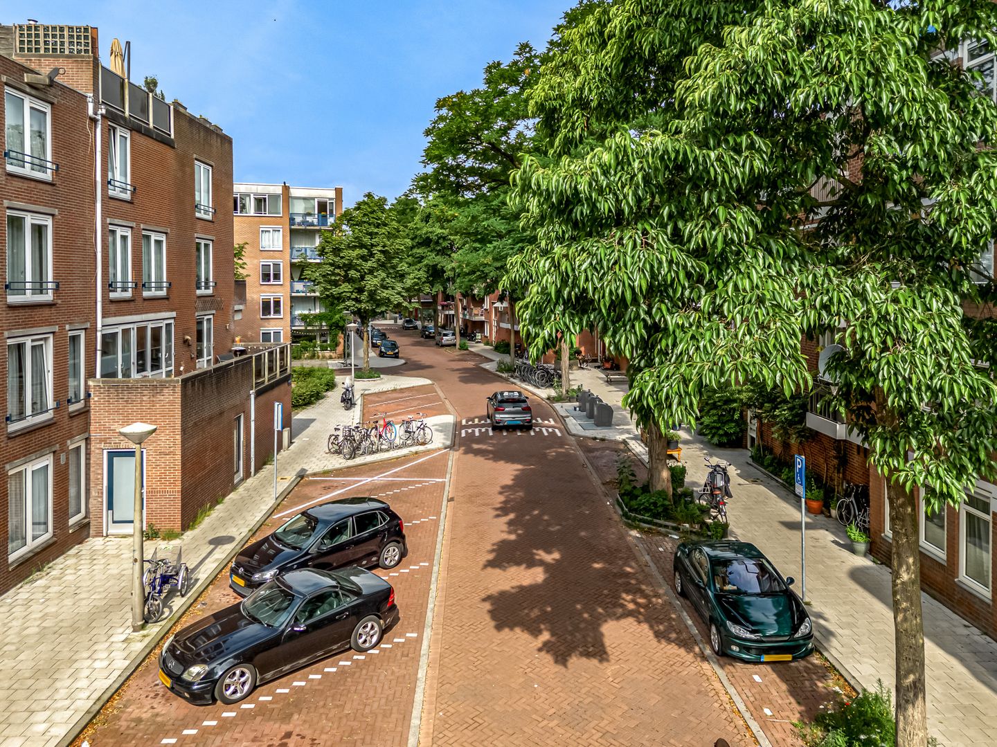 Foto 19 van Niasstraat 283