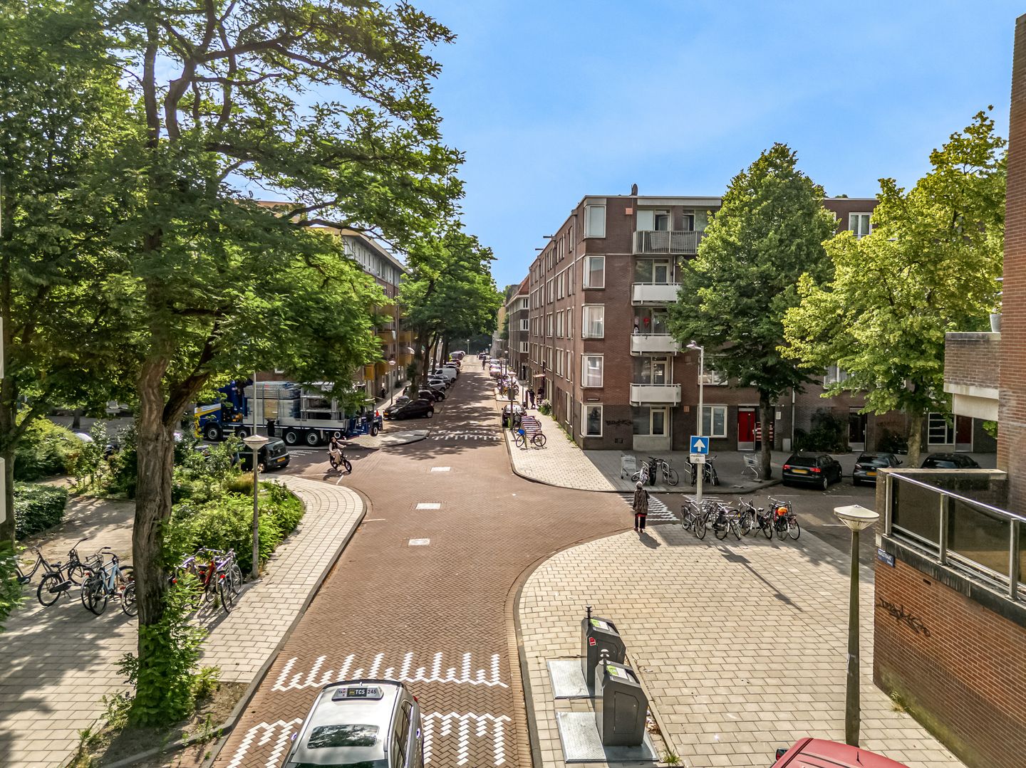 Foto 20 van Niasstraat 283