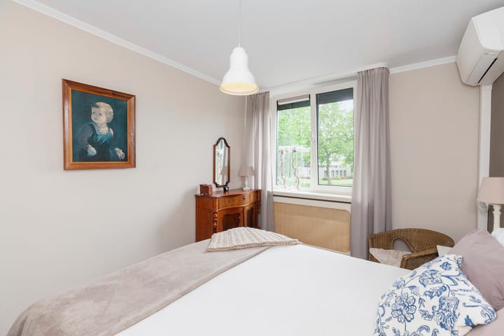 Photo 14 of Ganzerik 9