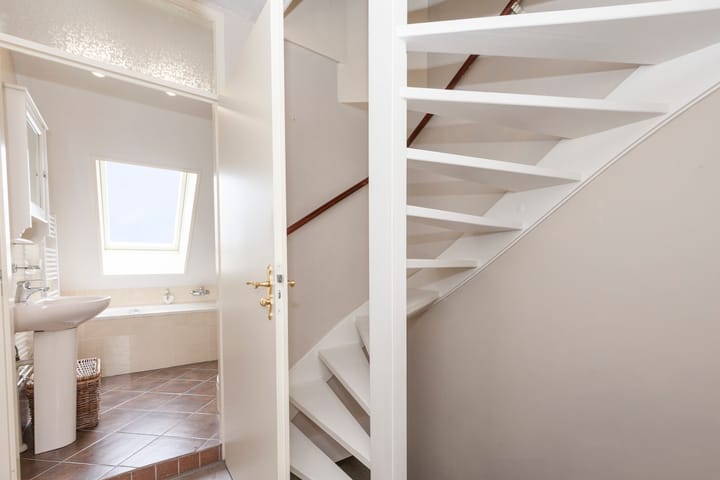 Photo 12 of Ganzerik 9