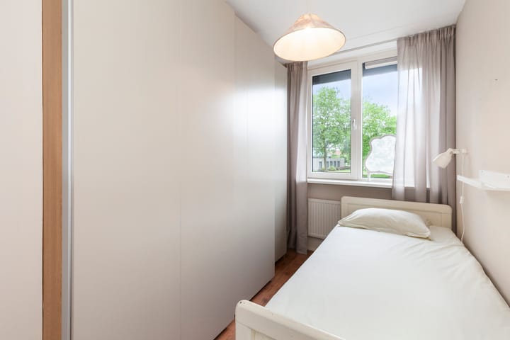 Photo 16 of Ganzerik 9