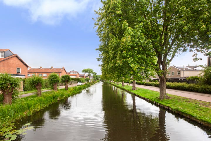 Photo 34 of Ganzerik 9