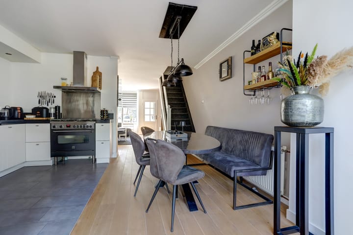 Foto 12 van Eerste Haren 40