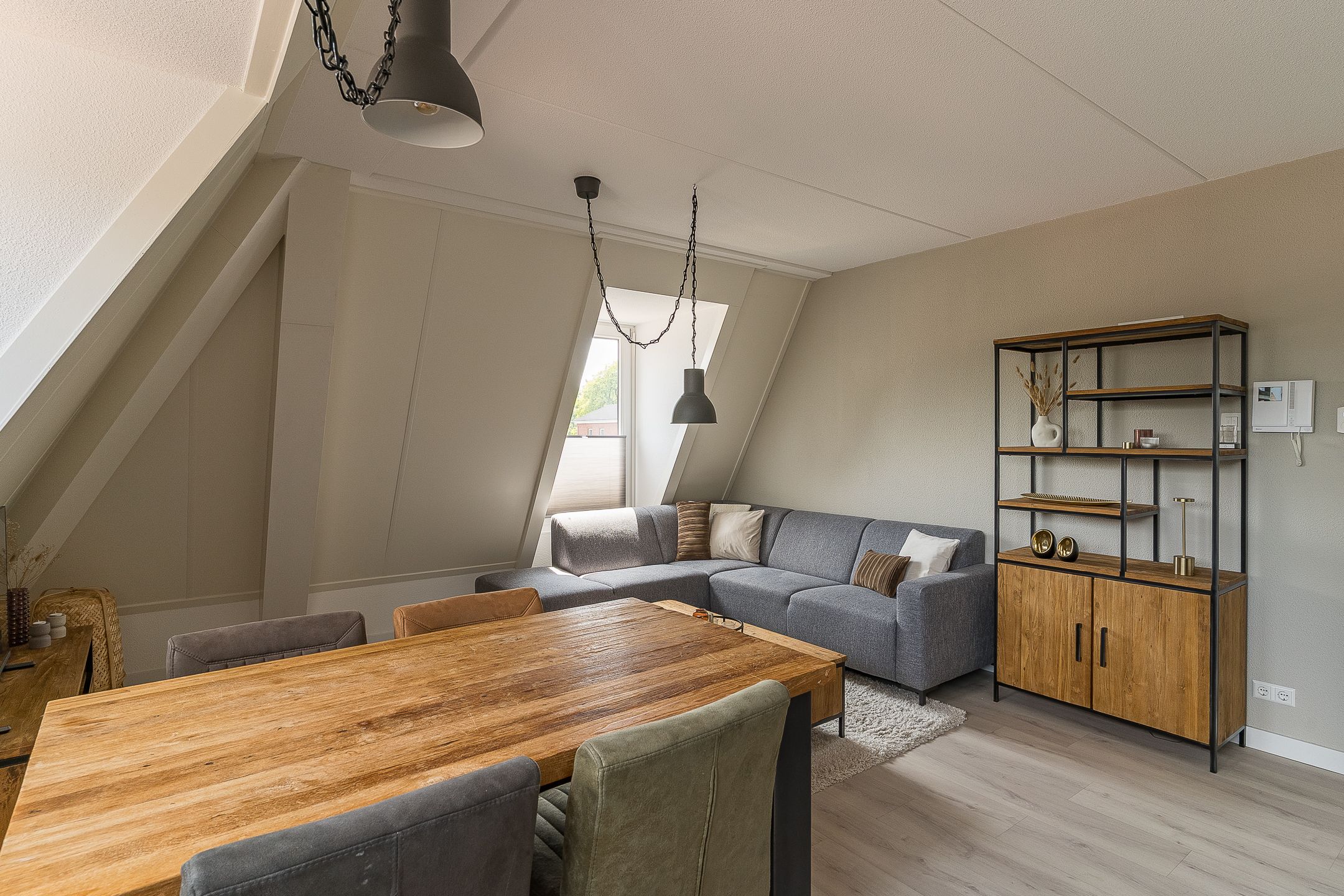 Foto 21 van Van der Mijll Dekkerhof 24