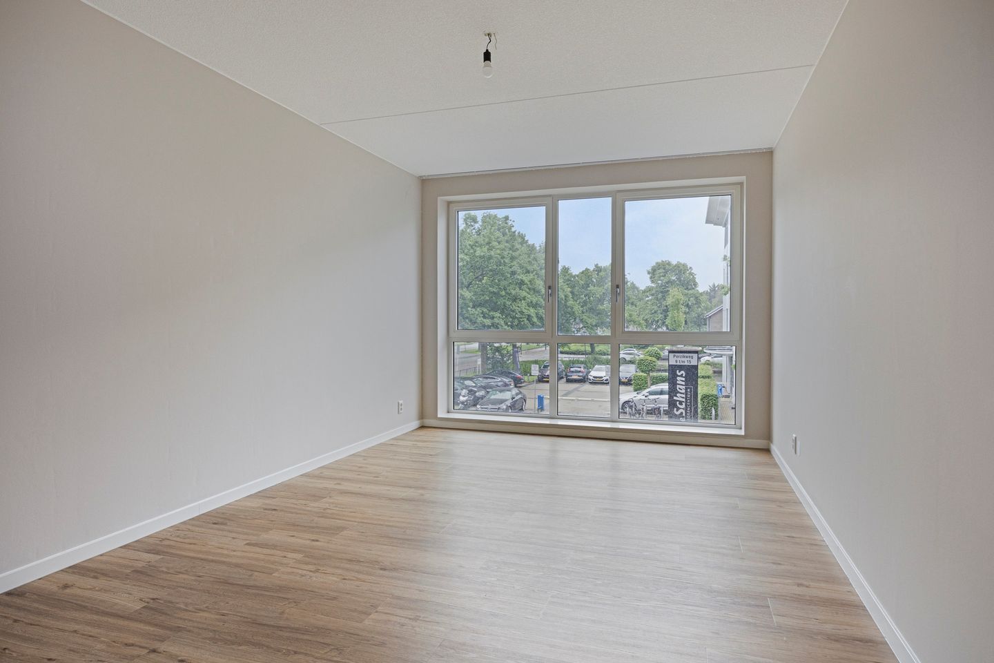 Photo 19 of Mangoweg 325