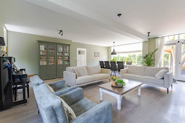 Foto 11 van C. de Vosstraat 7