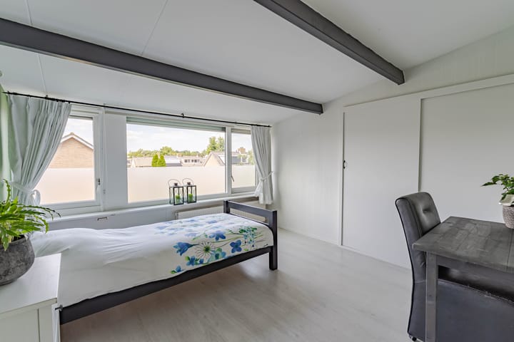 Foto 29 van C. de Vosstraat 7