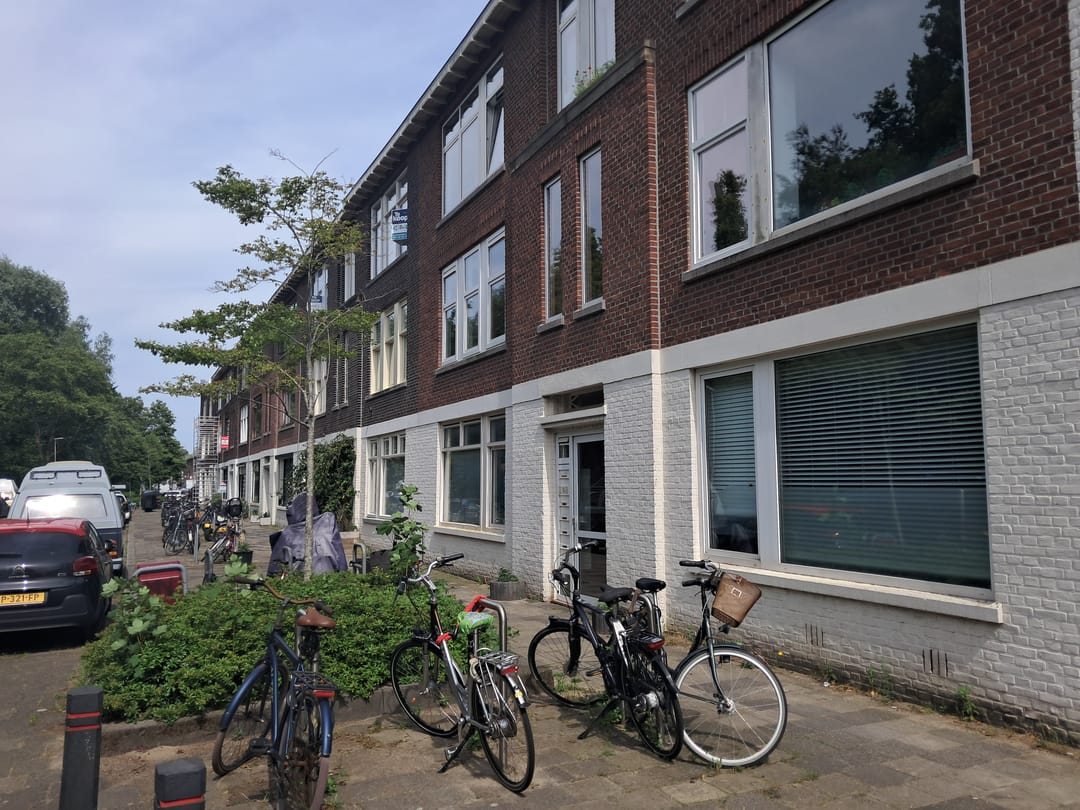 Photo 1 of van Alphenstraat 5