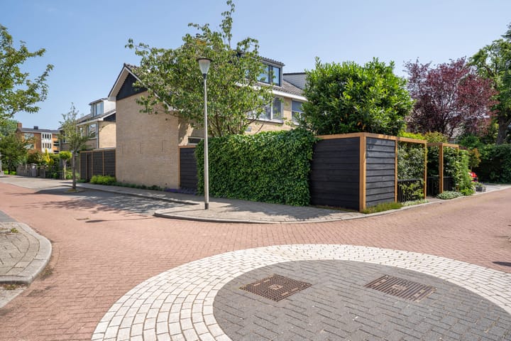 Foto 35 van C. de Vosstraat 7