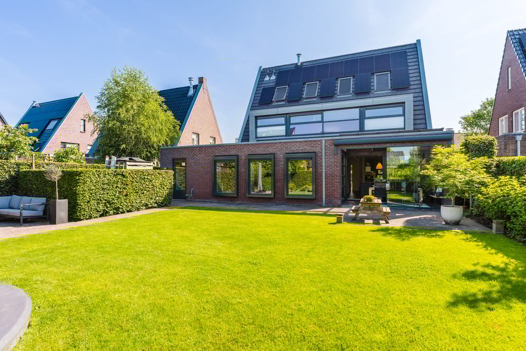 Foto 2 van Nienke van Hichtumweg 36