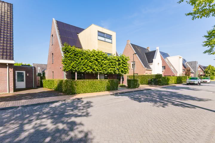 Foto 7 van Nienke van Hichtumweg 36