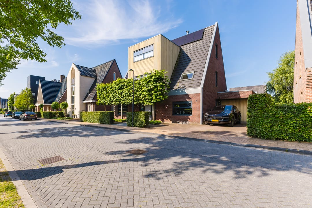 Foto 8 van Nienke van Hichtumweg 36