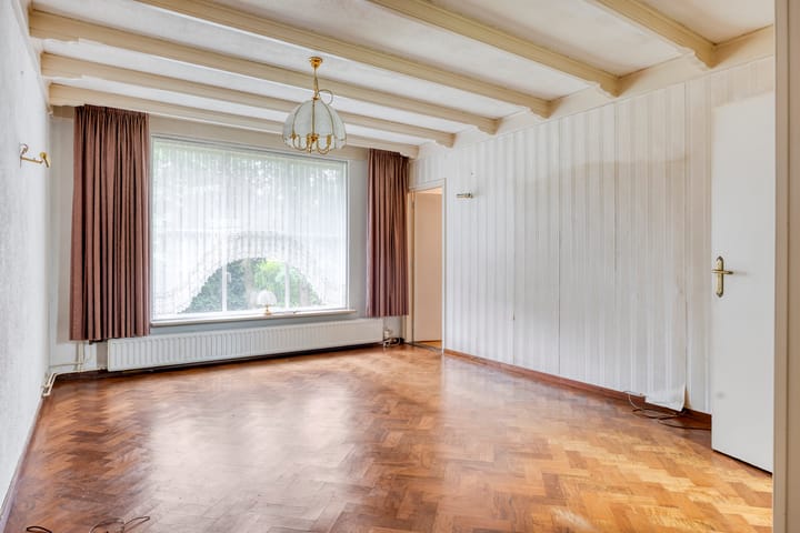 Foto 3 van Pastoor van Houtstraat 6