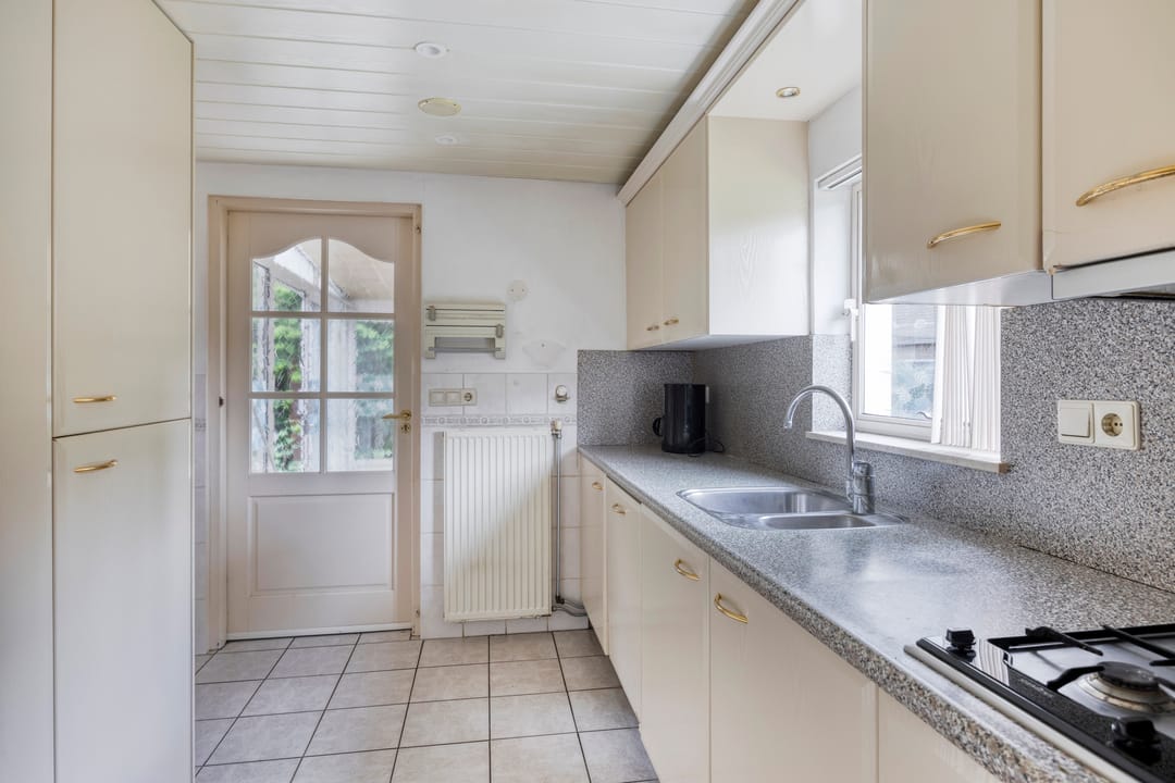 Foto 7 van Pastoor van Houtstraat 6