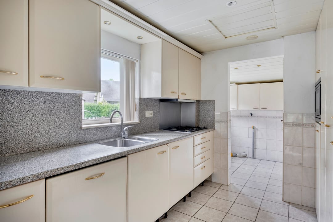 Foto 8 van Pastoor van Houtstraat 6