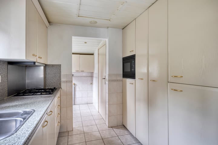 Foto 9 van Pastoor van Houtstraat 6