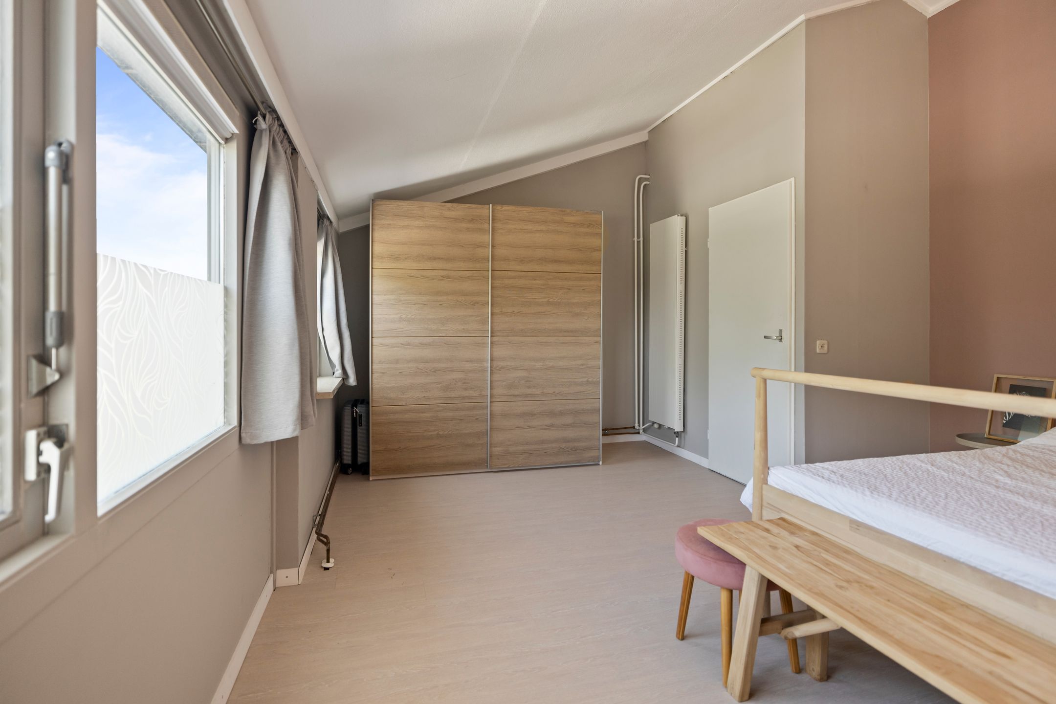 Foto 12 van Kruiszwin 4142