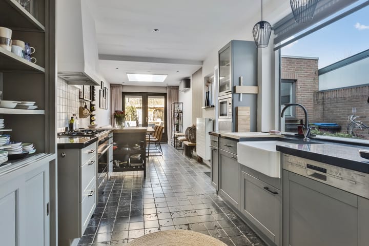 Foto 16 van Van Gilselaan 25