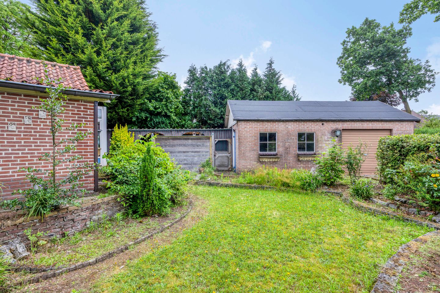 Foto 25 van Pastoor van Houtstraat 6